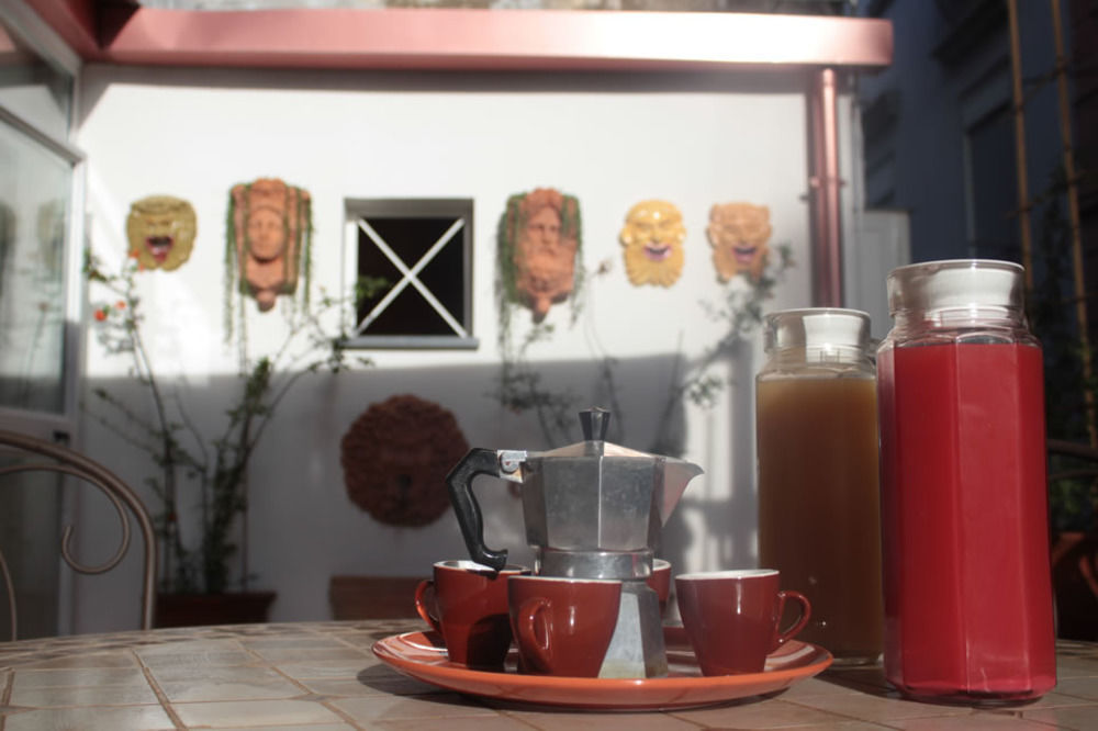 คาซา ลาตินา Bed & Breakfast เนเปิลส์ ภายนอก รูปภาพ