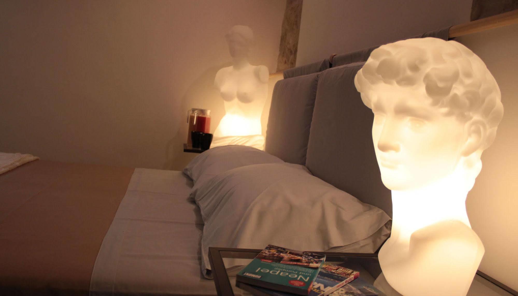 คาซา ลาตินา Bed & Breakfast เนเปิลส์ ภายนอก รูปภาพ